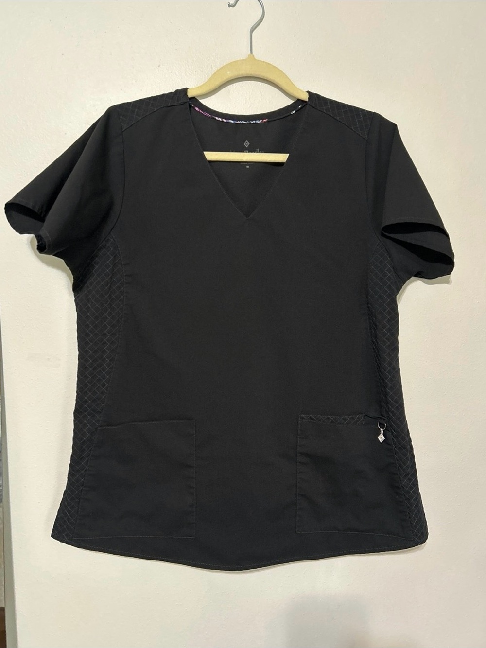 Lot of 10 scrub nursing tops mixed lot grey black Vera Bradley Urbane m/l - Picture 11 of 16